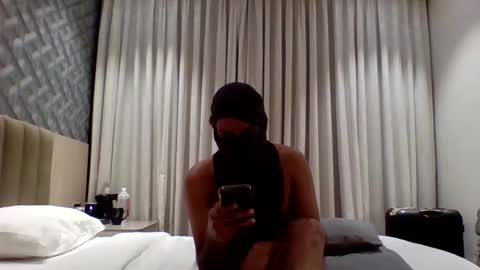 brownmanin40s online show from May 2026 05:20:02 PM