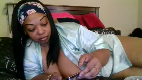 brownroundrenee online show from November 2025 11:25:02 AM