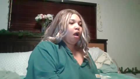 EtherealLilac online show from December 2024 12:27:01 AM