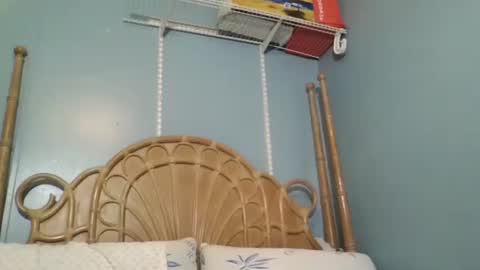 EtherealLilac online show from September 2025 01:34:02 PM