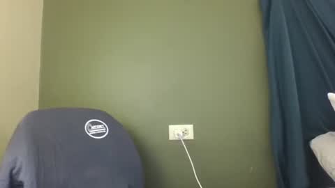 Snapshot of brownsugar0910 chatting on January 2026 01:42:02 AM EtherealLilac online show from January 2026 01:42:02 AM