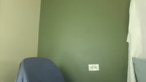 Snapshot of brownsugar0910 chatting on February 2026 10:02:01 PM EtherealLilac online show from February 2026 10:02:01 PM