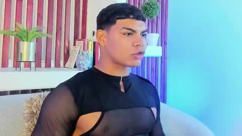 Snapshot of bruce_stroud chatting on October 2025 03:29:02 AM bruce_stroud online show from October 2025 03:29:02 AM