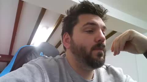 Snapshot of bruce_wayne34 chatting on December 2024 06:05:02 AM Bruce Wayne online show from December 2024 06:05:02 AM