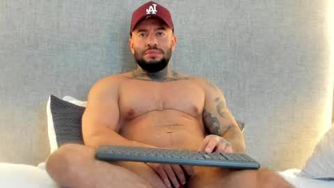 brucedallas online show from May 2026 07:44:01 PM