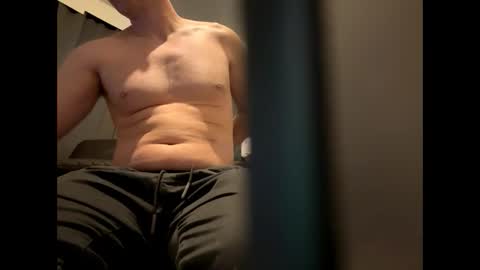 Snapshot of brucelogan80 chatting on October 2025 02:01:02 AM brucelogan80 online show from October 2025 02:01:02 AM