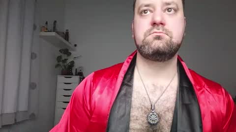 Bruce online show from December 2025 04:56:01 PM