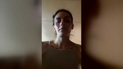 Brujaxgrey online show from July 2026 05:00:01 PM