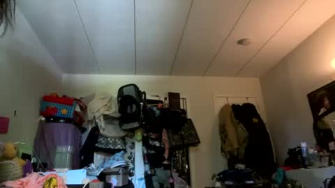 Brujaxgrey online show from July 2026 07:11:01 PM