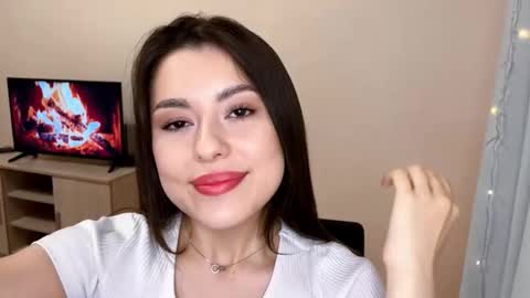 Snapshot of brunalamarra chatting on October 2025 01:34:01 PM Lina online show from October 2025 01:34:01 PM