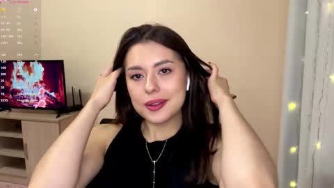 Snapshot of brunalamarra chatting on October 2025 05:19:01 PM Lina online show from October 2025 05:19:01 PM