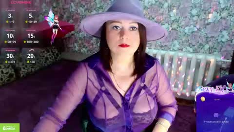 Julia online show from June 2026 08:55:02 PM