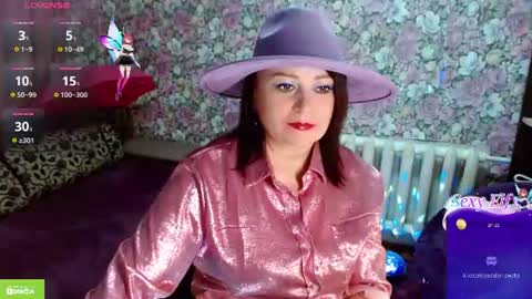 Julia online show from June 2026 09:46:02 PM