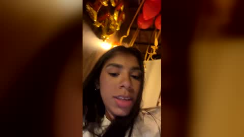 SARAH  online show from January 2026 03:42:02 AM