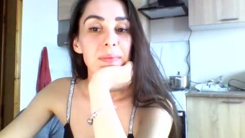 Ellis online show from December 2024 09:51:02 AM