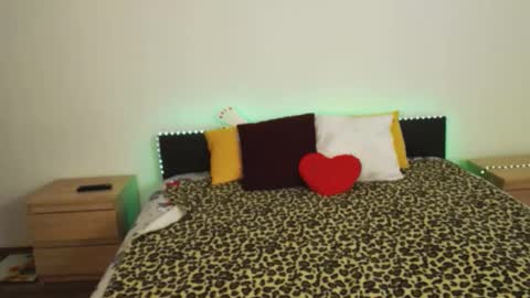 Ellis online show from January 2025 08:16:01 PM