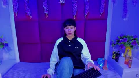 Bruno Cruz online show from October 2025 02:21:02 AM