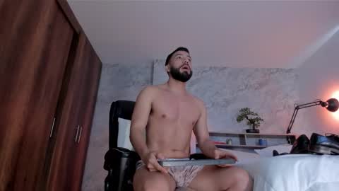 Snapshot of bruno_woods chatting on October 2025 08:08:02 PM Andres Suarez online show from October 2025 08:08:02 PM