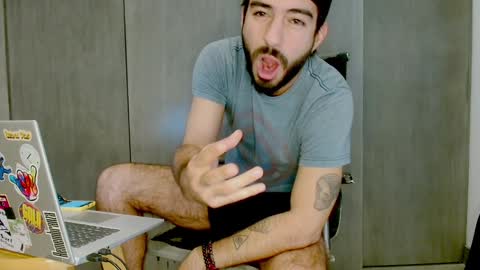 brunobaibe online show from January 2025 04:24:01 PM