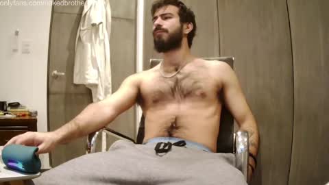 brunobaibe online show from February 2025 02:31:01 AM