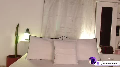 Bruno online show from September 2025 05:29:02 PM