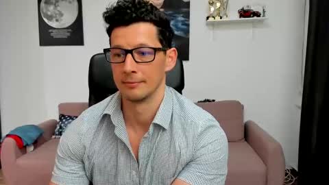 Snapshot of brutusk1 chatting on March 2025 05:06:02 PM Brutus K online show from March 2025 05:06:02 PM