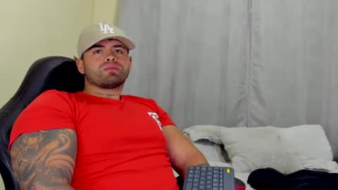 Snapshot of bryan_stoness chatting on December 2024 01:39:01 AM bryan stoness online show from December 2024 01:39:01 AM