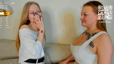 Snapshot of brynrice chatting on December 2024 02:22:02 PM Mary Please help us to reach 120 thumbs up online show from December 2024 02:22:02 PM