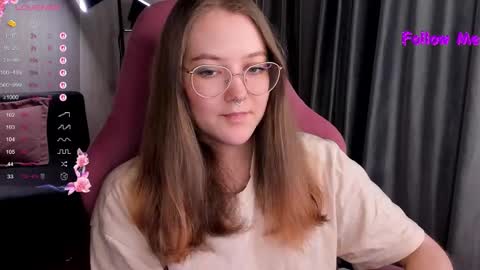 Snapshot of bubble_bunny chatting on October 2025 11:35:02 PM Ruby online show from October 2025 11:35:02 PM