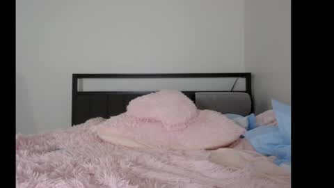 Queen Lola XXX online show from May 2026 08:19:01 AM