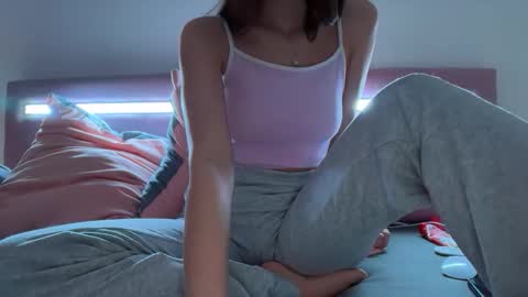 bubble_gum23 online show from February 2026 06:29:02 PM