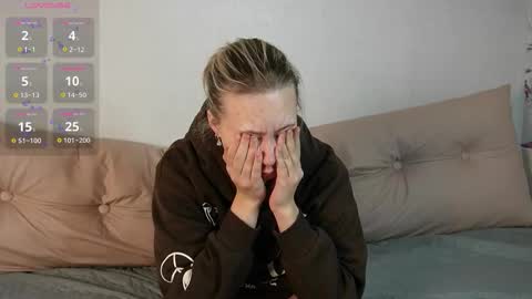 Sabrina  online show from November 2025 04:11:02 AM