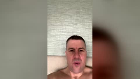 bubblebubble08 online show from February 2026 03:09:01 PM