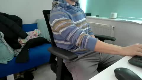 Snapshot of bubblebumdave chatting on February 2025 01:00:02 PM Bubblebum online show from February 2025 01:00:02 PM