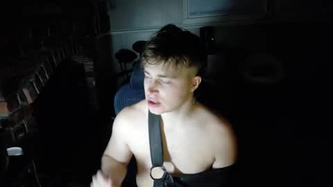 BubblebuttBdn online show from May 2026 02:06:01 AM