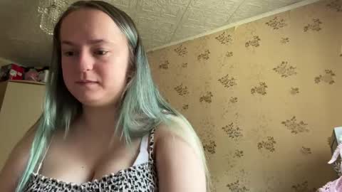 bubblegum_tempt online show from May 2026 04:50:01 AM