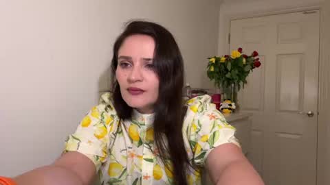 Snapshot of bubblegumfairy_ chatting on June 2026 10:01:02 PM Anna online show from June 2026 10:01:02 PM