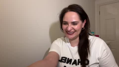 Snapshot of bubblegumfairy_ chatting on June 2026 11:03:01 PM Anna online show from June 2026 11:03:01 PM