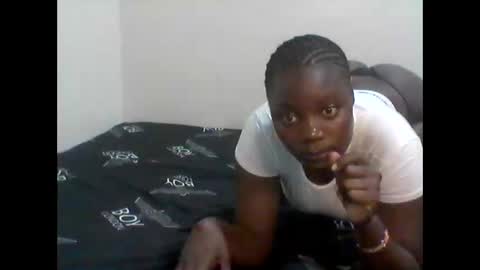 bubbly_ass30 online show from January 2026 06:45:01 PM