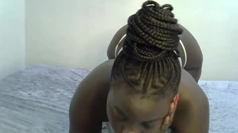 Snapshot of bubbly_ass30 chatting on February 2026 05:30:02 AM bubbly_ass30 online show from February 2026 05:30:02 AM