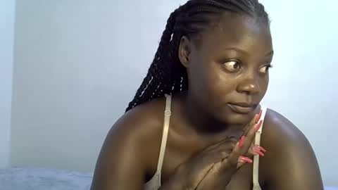 bubbly_ass30 online show from April 2026 10:24:02 AM
