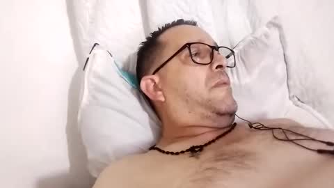 Snapshot of buchs32 chatting on October 2025 05:08:02 AM buchs32 online show from October 2025 05:08:02 AM