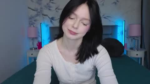 Snapshot of bucks_bunnyy chatting on February 2026 09:57:02 PM Leona online show from February 2026 09:57:02 PM