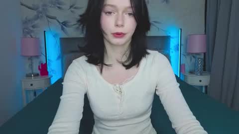 Snapshot of bucks_bunnyy chatting on February 2026 10:15:02 PM Leona online show from February 2026 10:15:02 PM