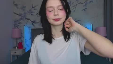 Snapshot of bucks_bunnyy chatting on February 2026 10:57:02 PM Leona online show from February 2026 10:57:02 PM