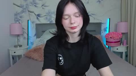 Snapshot of bucks_bunnyy chatting on March 2026 10:57:02 PM Leona online show from March 2026 10:57:02 PM