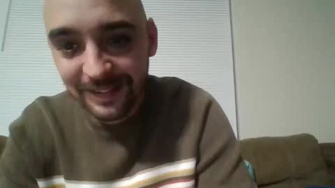 Snapshot of bud42o chatting on December 2025 03:01:02 AM Bud42o online show from December 2025 03:01:02 AM