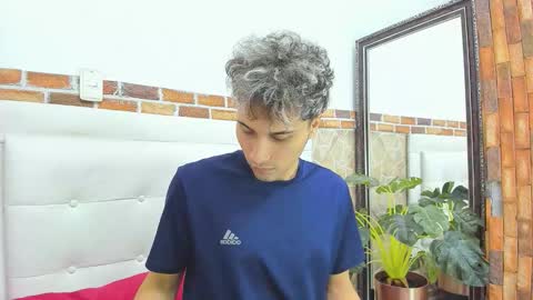 Buddy Whitte online show from September 2025 12:18:02 PM