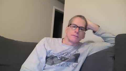 Snapshot of budman004 chatting on November 2025 10:19:02 PM budman004 online show from November 2025 10:19:02 PM