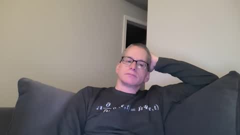 Snapshot of budman004 chatting on January 2026 01:18:01 AM budman004 online show from January 2026 01:18:01 AM